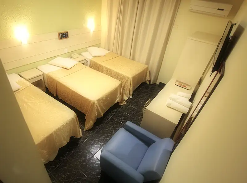 Quarto Triplo Solteiro